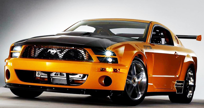 La Ford Mustang GT-R Concept 2004, équipée d’un moteur V8 4,6 l