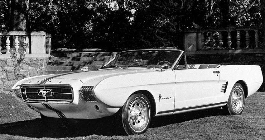 La Ford Mustang II 1963, un cabriolet 4 places